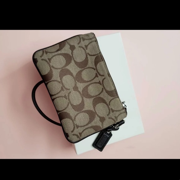 Coach Wristlet - Picture 2 of 5